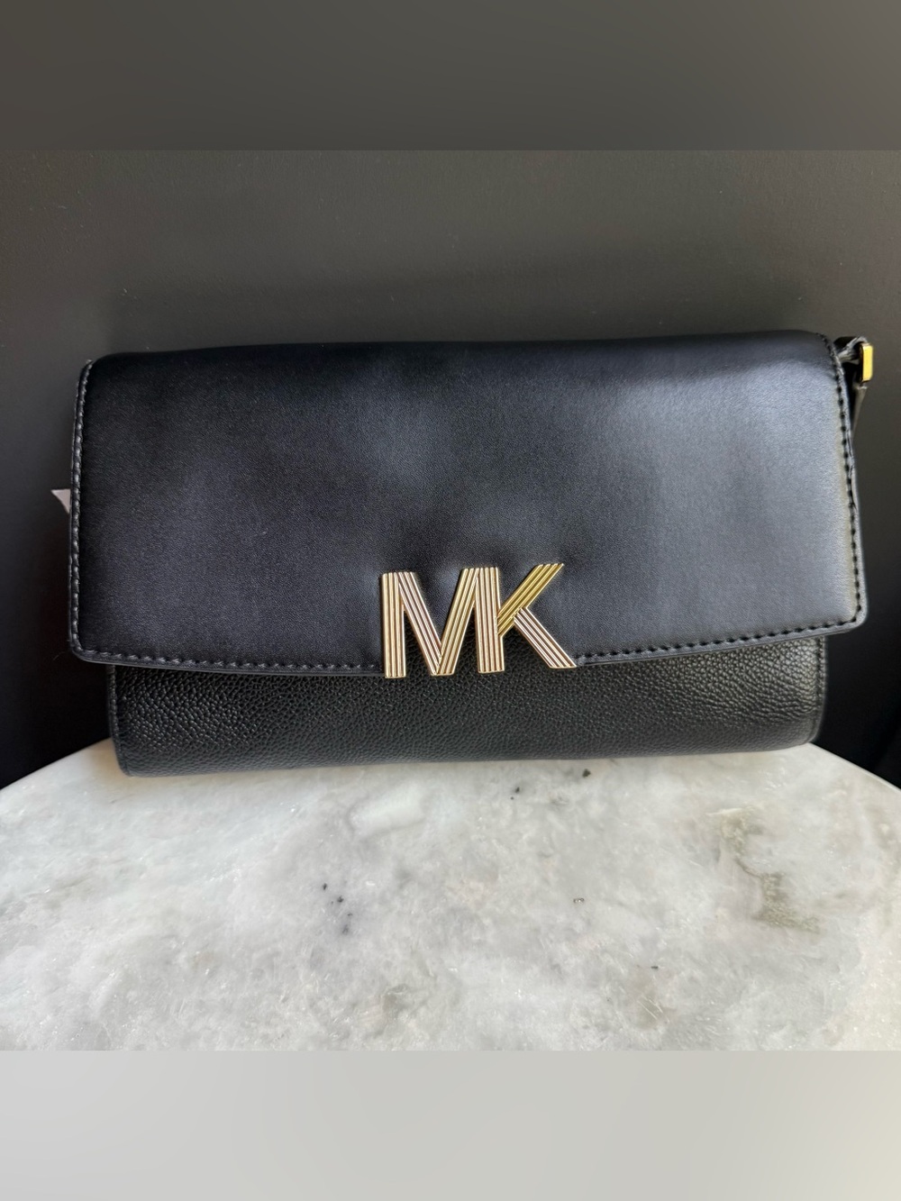 NWT Michael Kors Montgomery Large Leather Clutch Crossbody Bag - Black